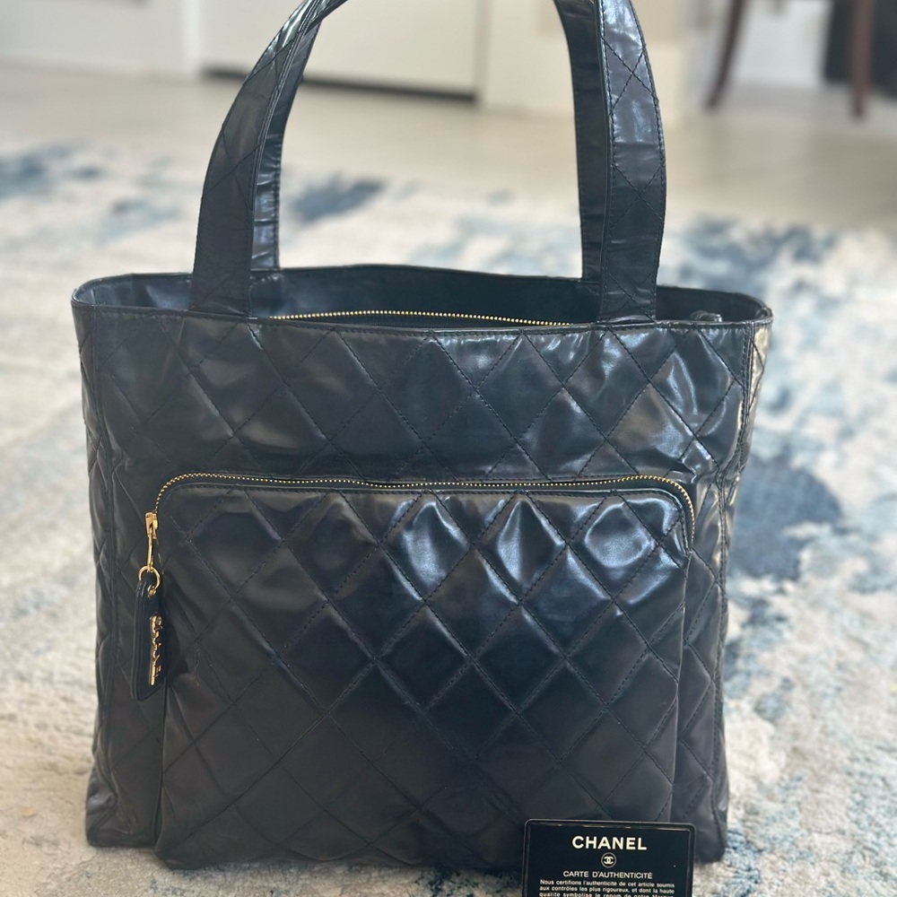 CHANEL Vintage Classic Quilted Leather Tote Shoulder Bag in Black